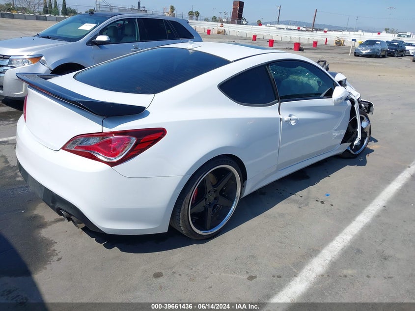 2013 Hyundai Genesis VIN: KMHHU6KJ4DU110897 Lot: 39661436