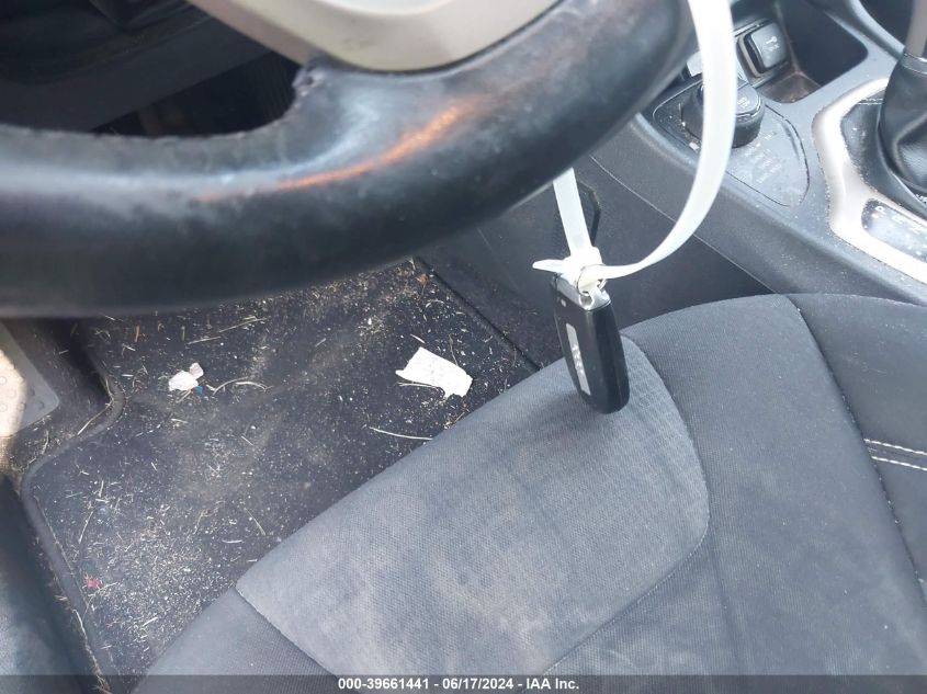 2015 Jeep Cherokee Latitude Altitude VIN: 1C4PJMCS1FW774845 Lot: 39661441