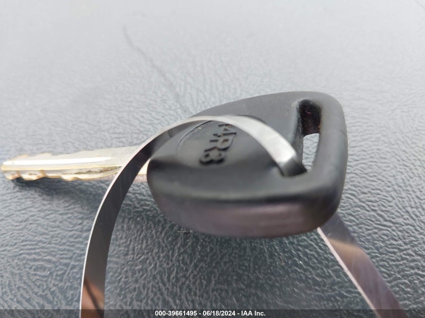 2001 Chevrolet Silverado 1500 VIN: 2GCEC19WX11304002 Lot: 39661495