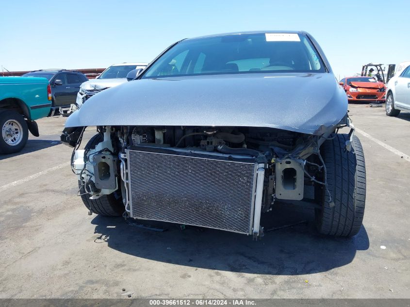 2019 Hyundai Elantra Gt VIN: KMHH35LE7KU103972 Lot: 39661512