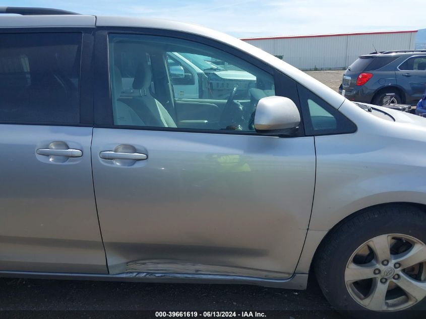 2017 Toyota Sienna Le 8 Passenger VIN: 5TDKZ3DCXHS837562 Lot: 39661619