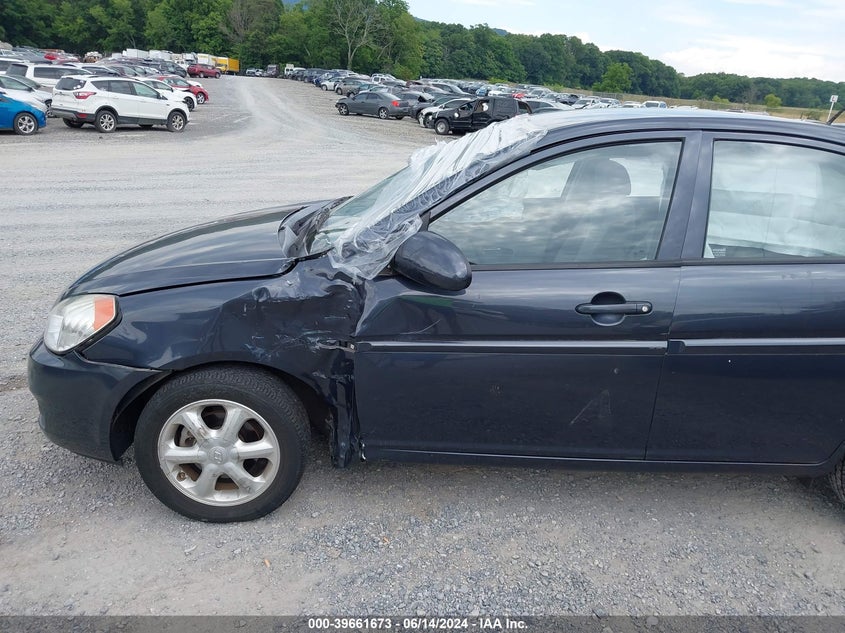 2008 Hyundai Accent Gls VIN: KMHCN46C38U251053 Lot: 39661673