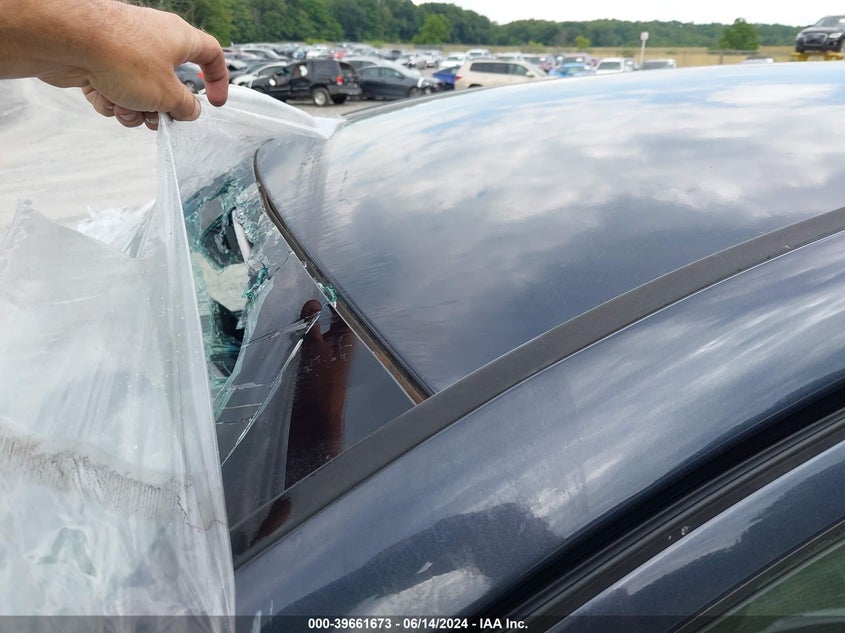 2008 Hyundai Accent Gls VIN: KMHCN46C38U251053 Lot: 39661673