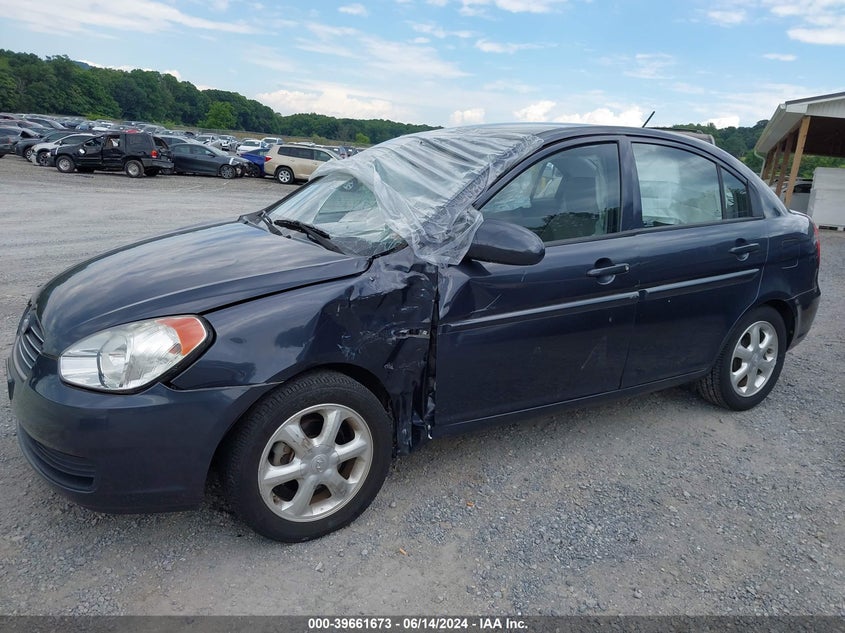 2008 Hyundai Accent Gls VIN: KMHCN46C38U251053 Lot: 39661673