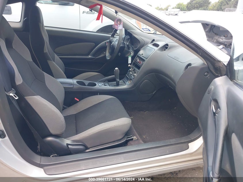 2005 Toyota Celica Gt VIN: JTDDR32T550186044 Lot: 39661721