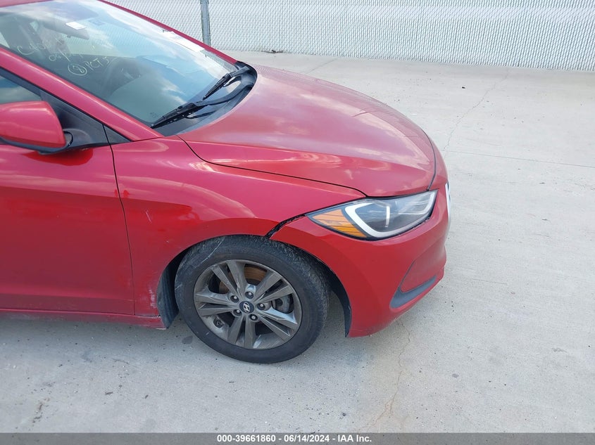2017 HYUNDAI ELANTRA SE - 5NPD84LF7HH021184