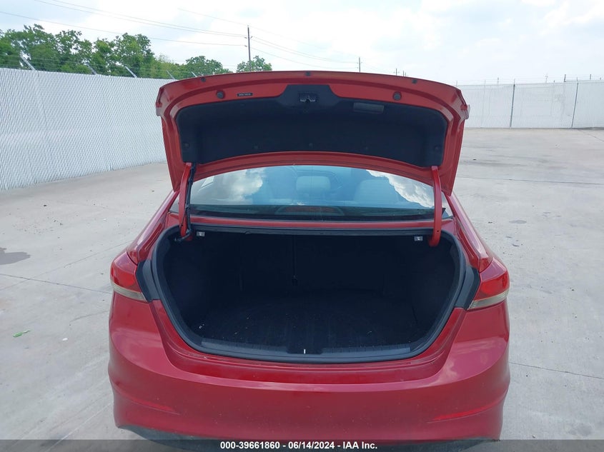 2017 HYUNDAI ELANTRA SE - 5NPD84LF7HH021184