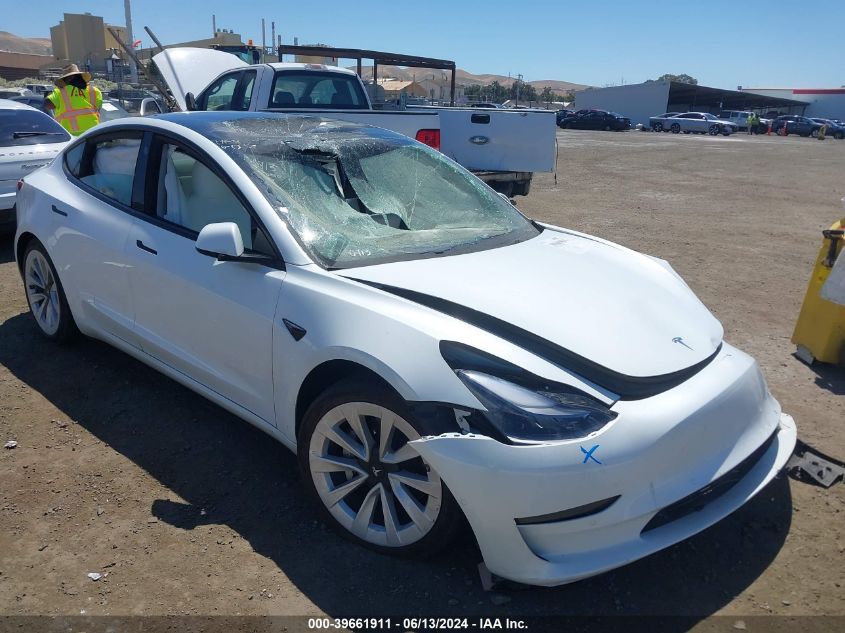 5YJ3E1EA8NF360521 2022 TESLA MODEL 3 - Image 1