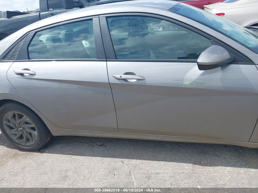 KMHLM4DG9RU676898 2024 Hyundai Elantra Sel