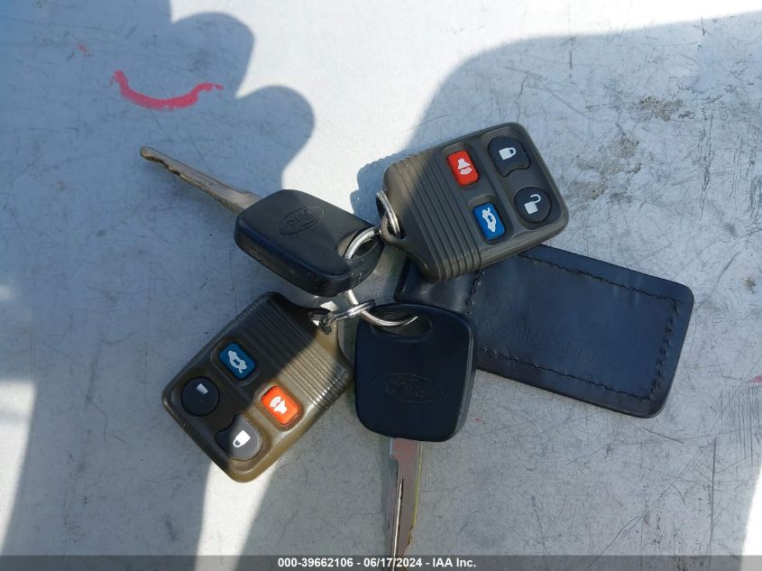 1998 Ford Crown Victoria Lx VIN: 2FAFP74W4WX177924 Lot: 39662106