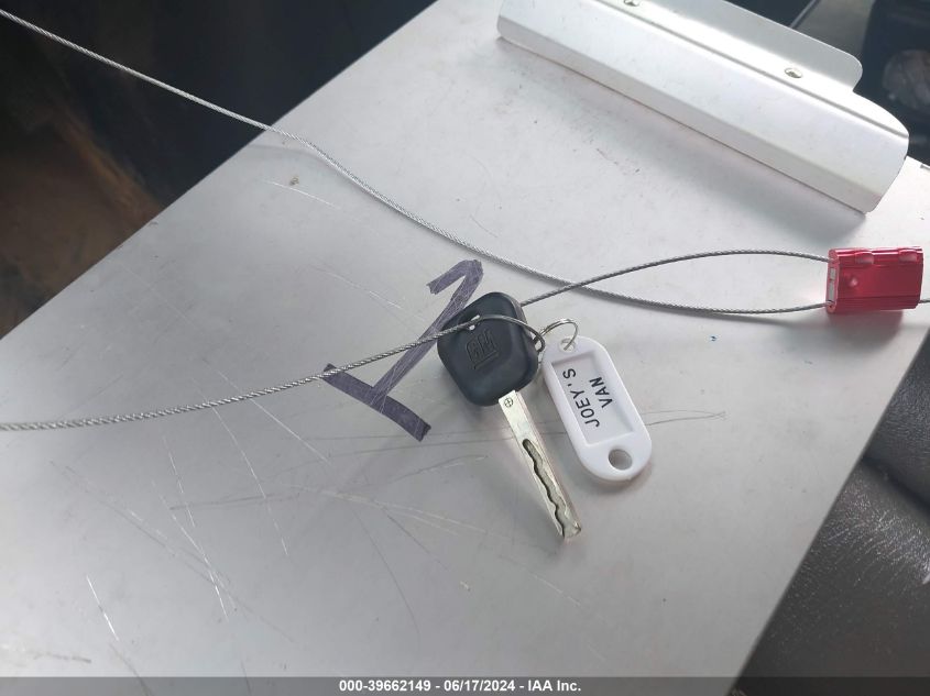 2018 Chevrolet Express 2500 Work Van VIN: 1GCWGAFP8J1335227 Lot: 39662149