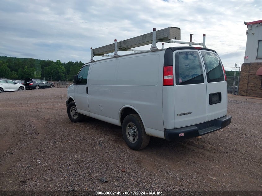VIN 1GCWGAFP8J1335227 2018 CHEVROLET EXPRESS 2500 WORK VAN