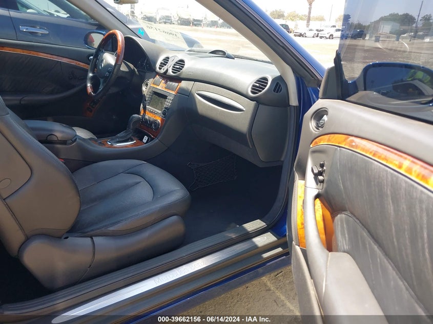 2005 Mercedes-Benz Clk 320 VIN: WDBTK65J25F126164 Lot: 39662156