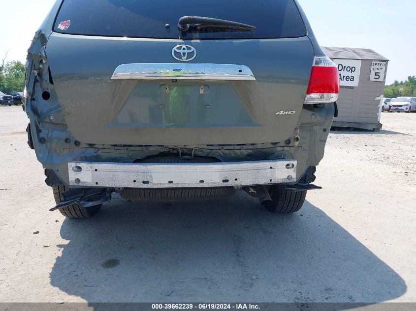 2013 Toyota Highlander Se V6 VIN: 5TDBK3EH8DS224736 Lot: 39662239