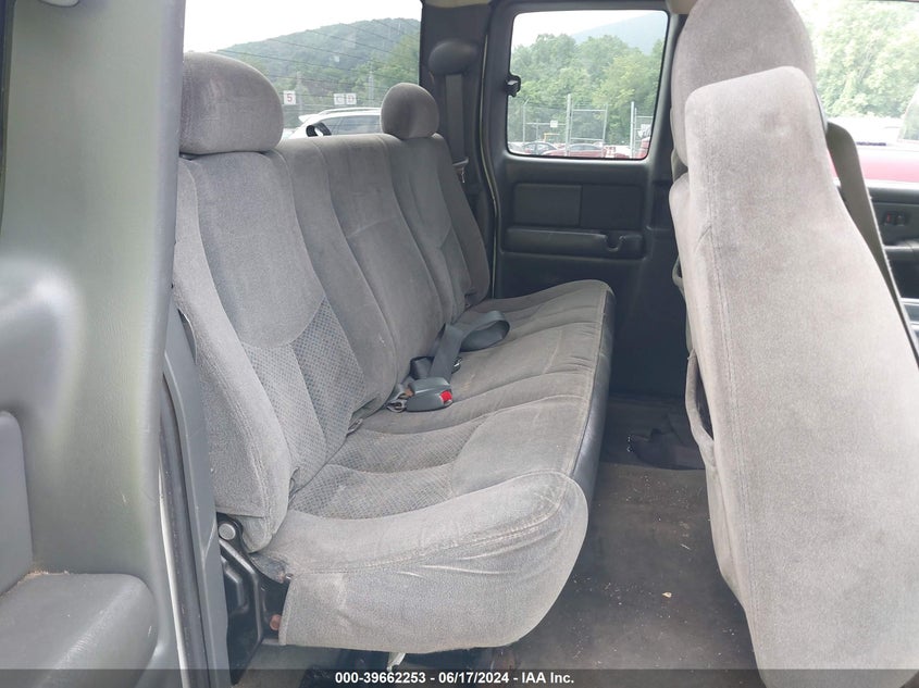 2005 Chevrolet Silverado 1500 Ls VIN: 1GCEK19V75Z175952 Lot: 39662253