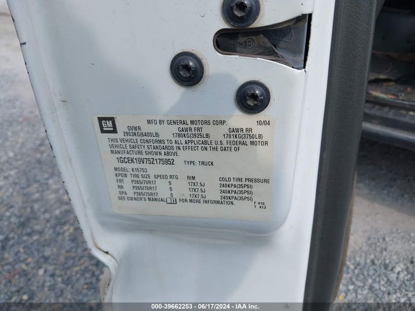 2005 Chevrolet Silverado 1500 Ls VIN: 1GCEK19V75Z175952 Lot: 39662253