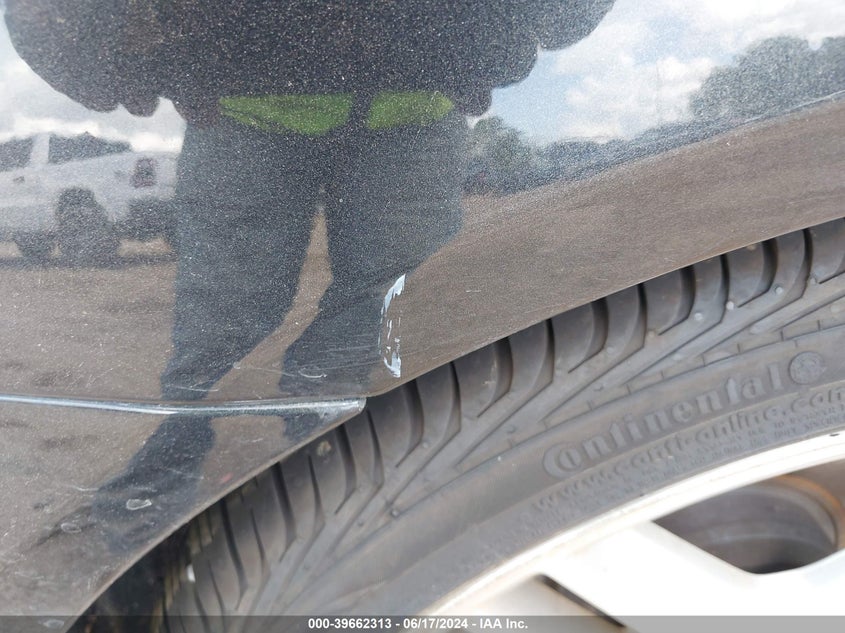 2013 MERCEDES-BENZ C 250 LUXURY/SPORT - WDDGF4HB1DR268797