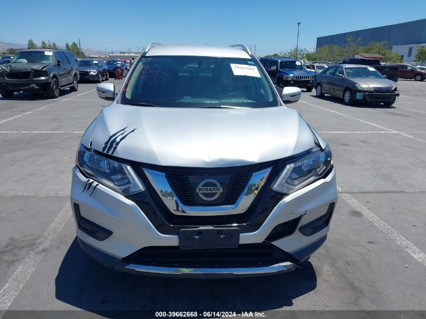 2017 Nissan Rogue Sv VIN: KNMAT2MT5HP588959 Lot: 39662668