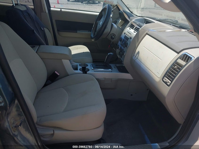 2010 Mercury Mariner VIN: 4M2CN8B70AKJ18640 Lot: 39662793