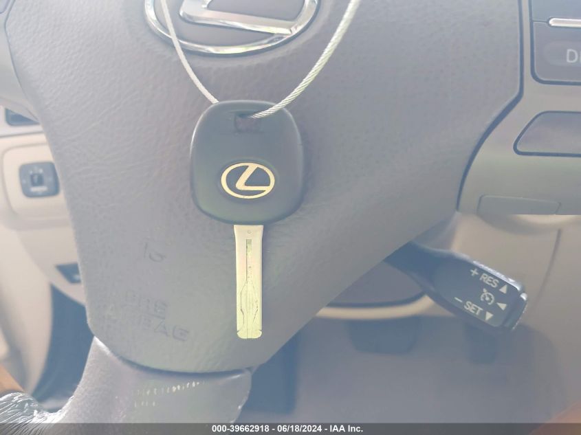 2005 Lexus Es 330 VIN: JTHBA30GX55113001 Lot: 39662918