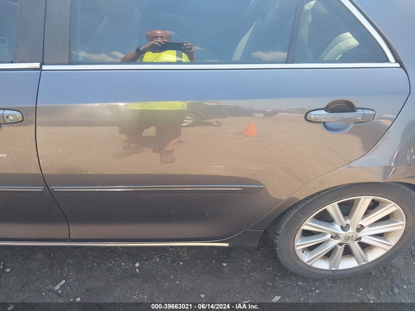 2014 Toyota Camry Xle VIN: 4T4BF1FKXER369536 Lot: 39663021