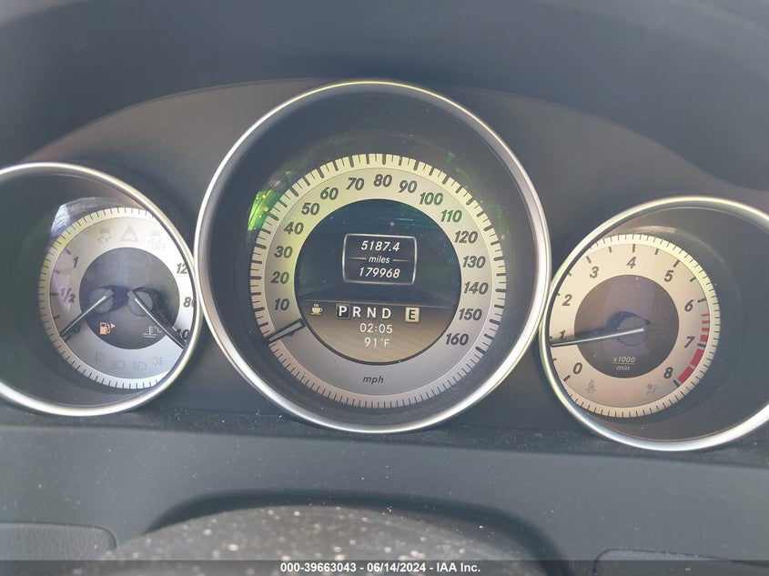 2012 Mercedes-Benz C 250 Luxury/Sport VIN: WDDGF4HB5CR203059 Lot: 39663043