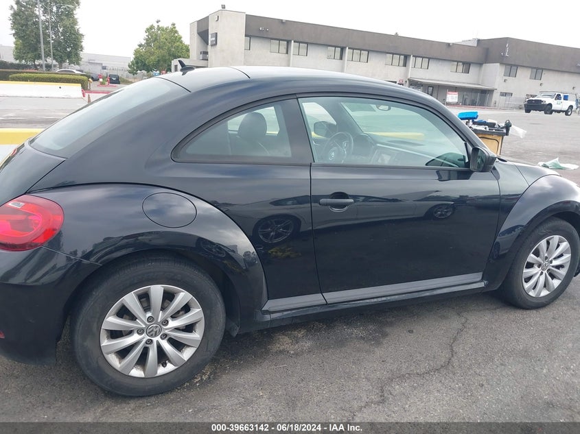 2017 VOLKSWAGEN BEETLE #PINKBEETLE/1.8T CLASSIC/1.8T S - 3VWF17AT5HM622821