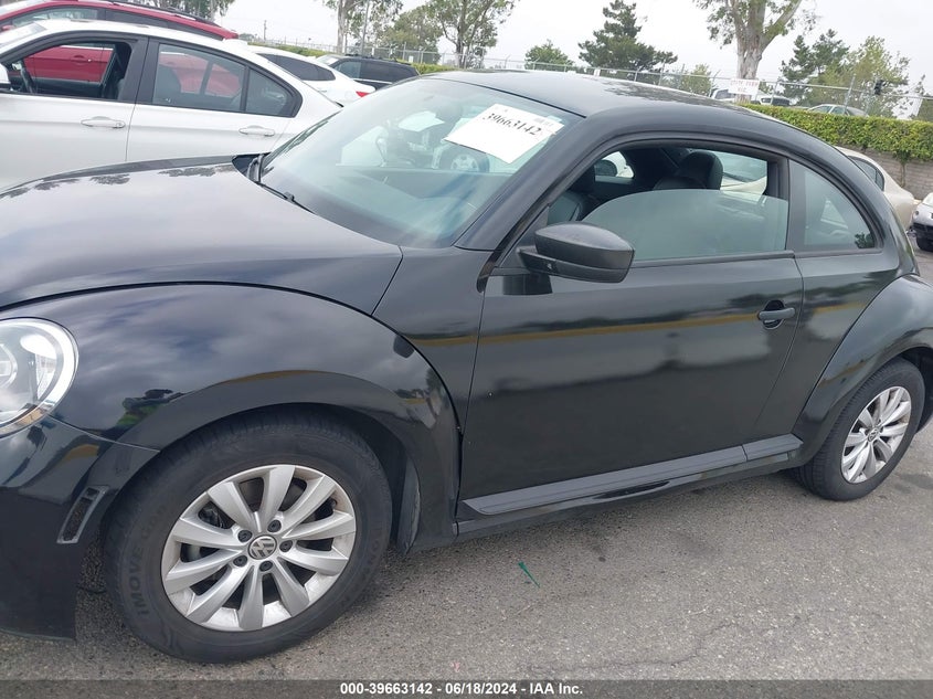 2017 VOLKSWAGEN BEETLE #PINKBEETLE/1.8T CLASSIC/1.8T S - 3VWF17AT5HM622821