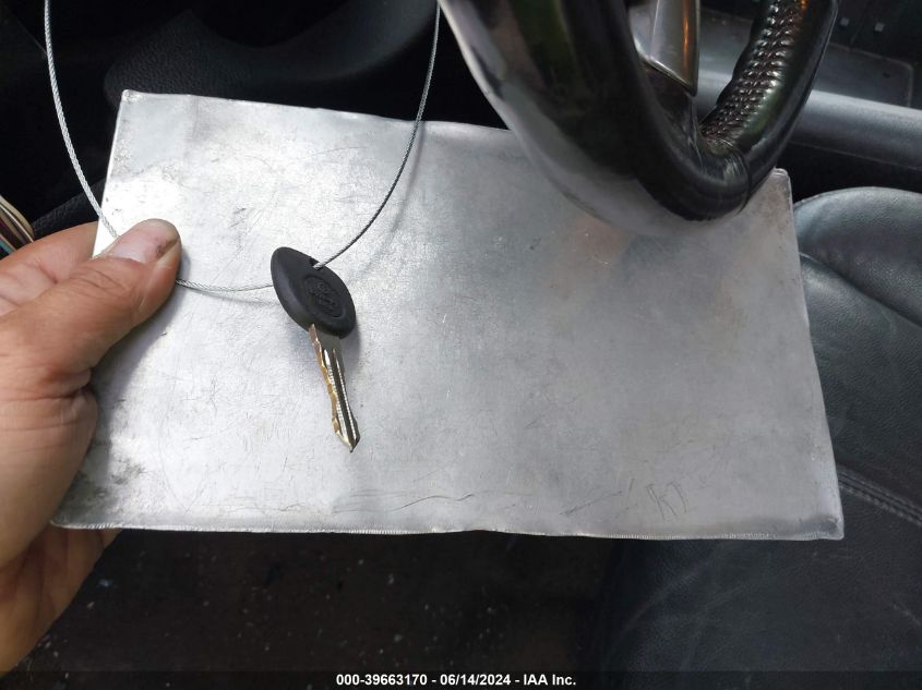 2007 GMC Yukon Slt VIN: 1GKFK13067J246517 Lot: 39663170