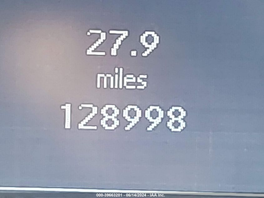 2009 Mercedes-Benz C 300 Luxury 4Matic/Sport 4Matic VIN: WDDGF81X29R058004 Lot: 39663201