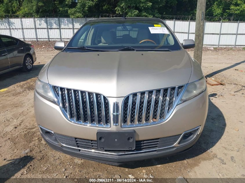 2011 Lincoln Mkx VIN: 2LMDJ8JKXBBJ28017 Lot: 39663211