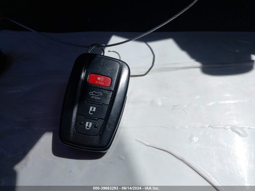 VIN JTMC1RFV1KD507728 2019 TOYOTA RAV4 XLE PREMIUM