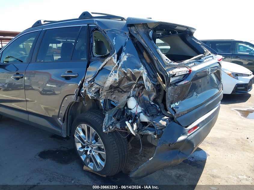 VIN JTMC1RFV1KD507728 2019 TOYOTA RAV4 XLE PREMIUM