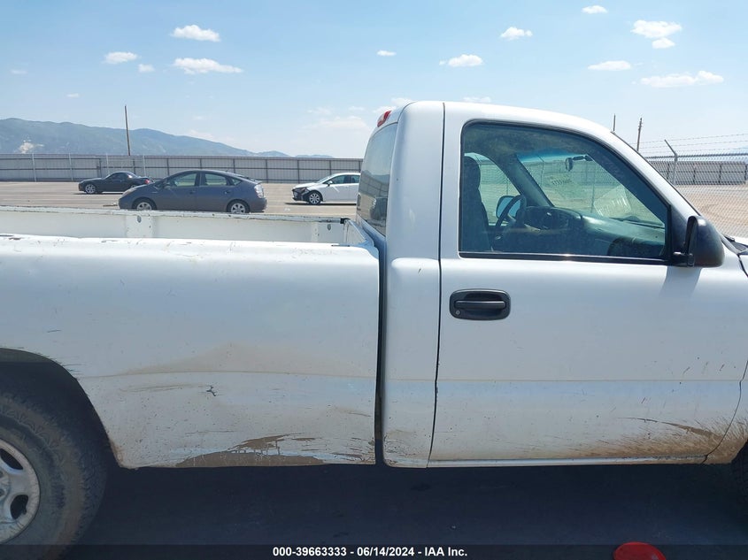 2002 Chevrolet Silverado 1500 VIN: 1GCEC14W92Z173676 Lot: 39663333