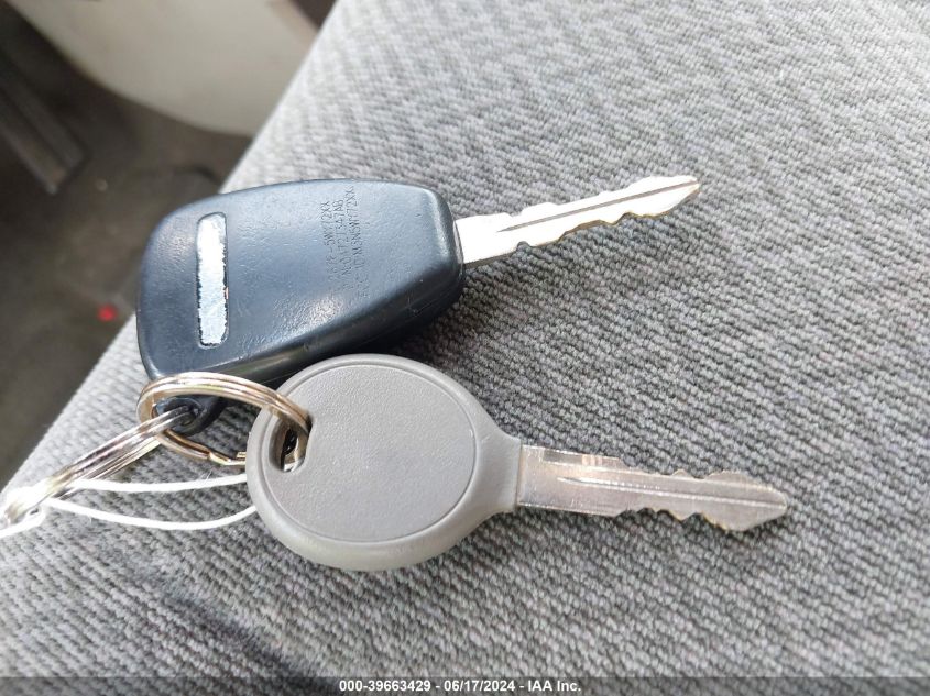 2005 Chrysler Town & Country VIN: 1C4GP45R75B177729 Lot: 39663429