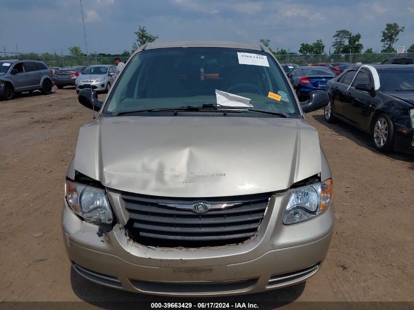 2005 Chrysler Town & Country VIN: 1C4GP45R75B177729 Lot: 39663429