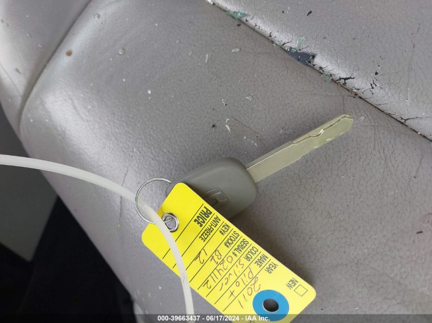 2011 Honda Pilot Touring VIN: 5FNYF3H95BB024112 Lot: 39663437