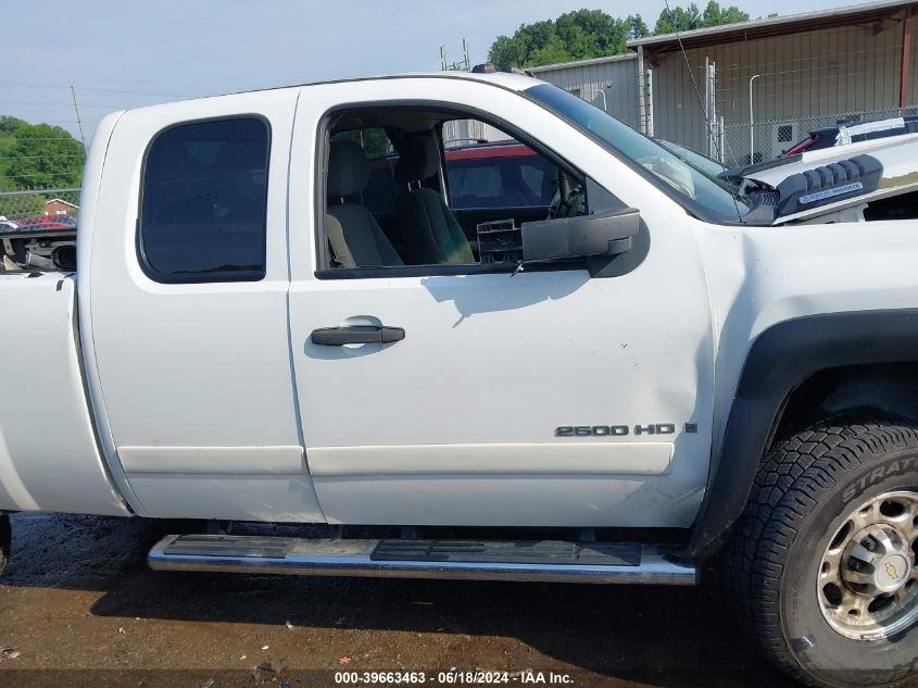 2008 Chevrolet Silverado 2500Hd Lt1 VIN: 1GCHK29618E121151 Lot: 39663463