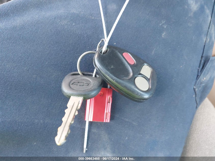 2000 Chevrolet Silverado 1500 Ls VIN: 1GCEK19T8YZ362944 Lot: 39663485