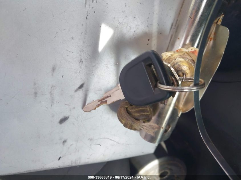 2011 Mazda Mazda2 Sport VIN: JM1DE1HY4B0123774 Lot: 39663819