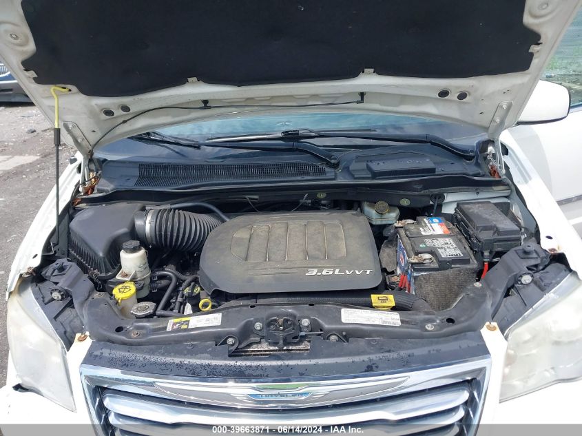 2013 Chrysler Town & Country Touring VIN: 2C4RC1BG0DR744952 Lot: 39663871