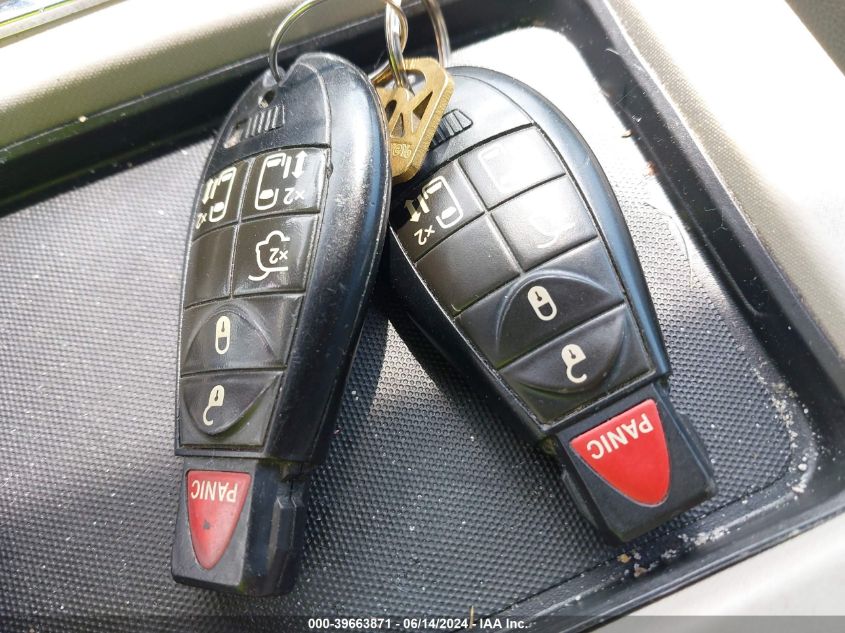 2013 Chrysler Town & Country Touring VIN: 2C4RC1BG0DR744952 Lot: 39663871