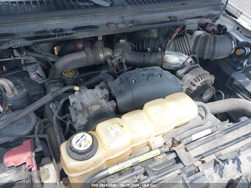 2002 Ford F-250 Lariat/Xl/Xlt VIN: 1FTNW21F72EB68727 Lot: 39663940