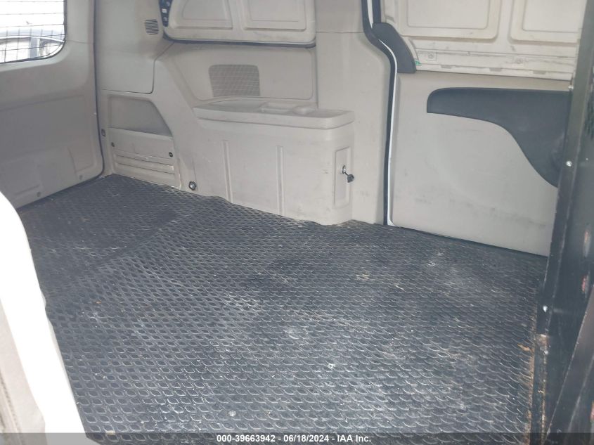 2015 Ram Cargo Tradesman VIN: 2C4JRGAG6FR679687 Lot: 39663942