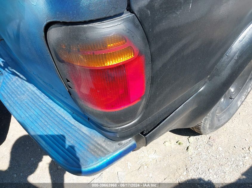 1998 Ford Explorer Eddie Bauer/Limited/Xlt VIN: 1FMZU35P8WUC06845 Lot: 39663968