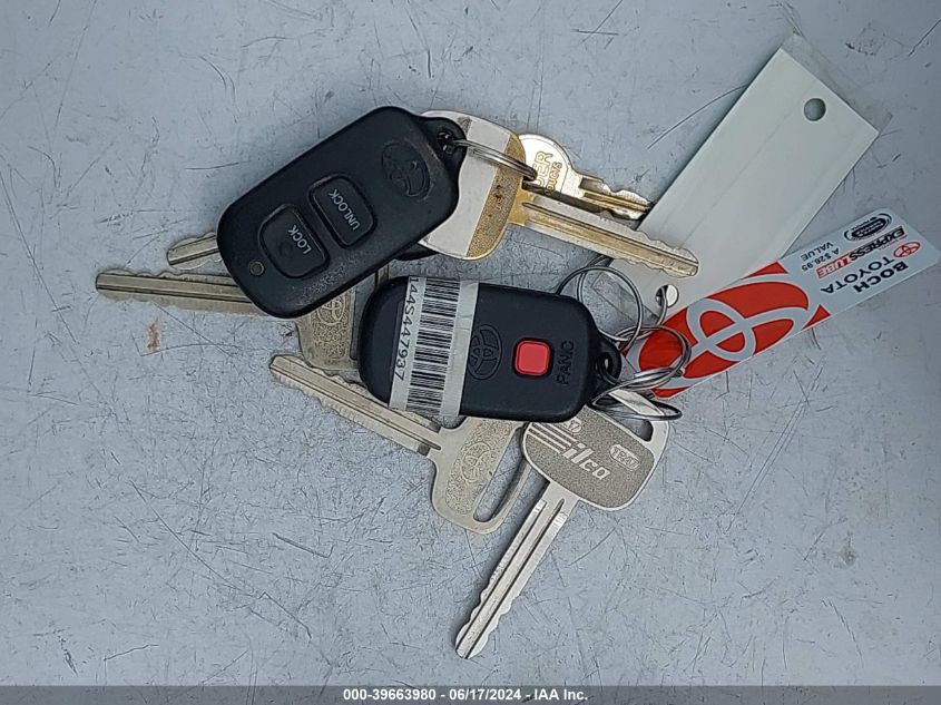 2004 Toyota Tundra Sr5 V8 VIN: 5TBKT44144S447937 Lot: 39663980