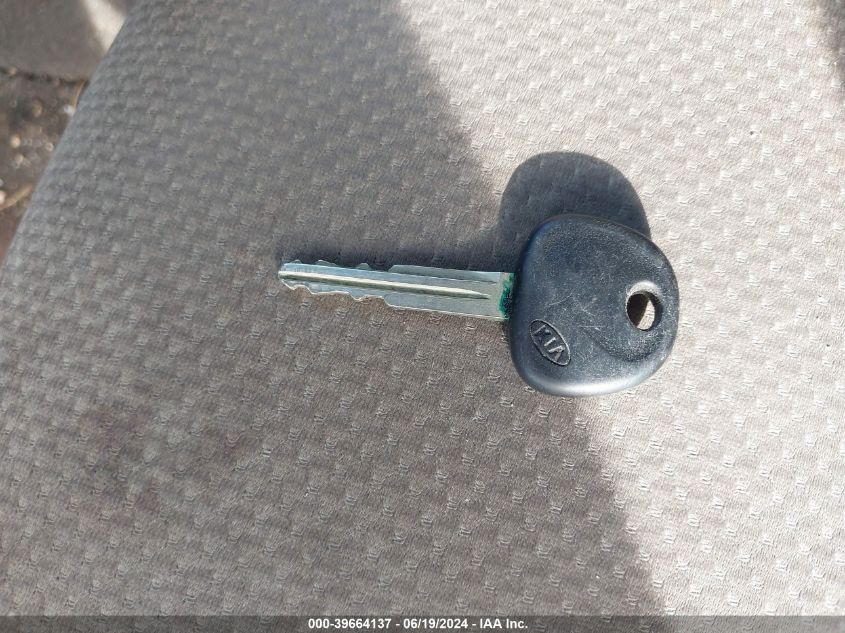 2010 Kia Forte Lx VIN: KNAFT4A24A5065105 Lot: 39664137