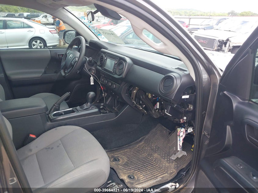 2019 TOYOTA TACOMA DOUBLE CAB/SR/SR5/TRD SPO - 5TFCZ5AN9KX209418