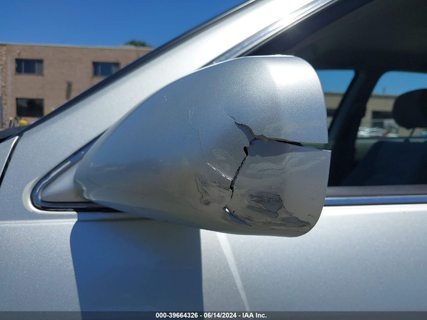 2000 Toyota Camry Le VIN: JT2BG22K7Y0527679 Lot: 39664326