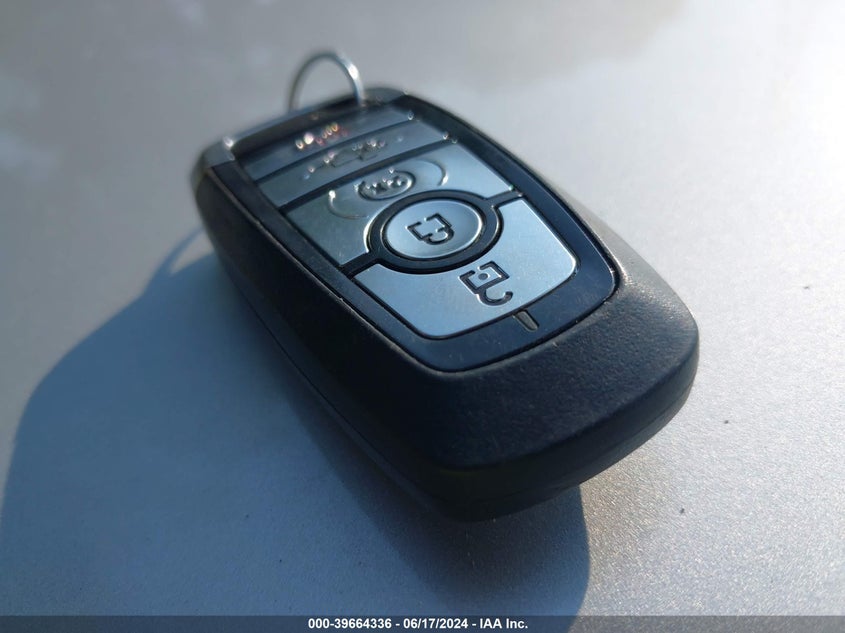 2019 Ford F-250 Platinum VIN: 1FT7W2B65KEE72498 Lot: 39664336